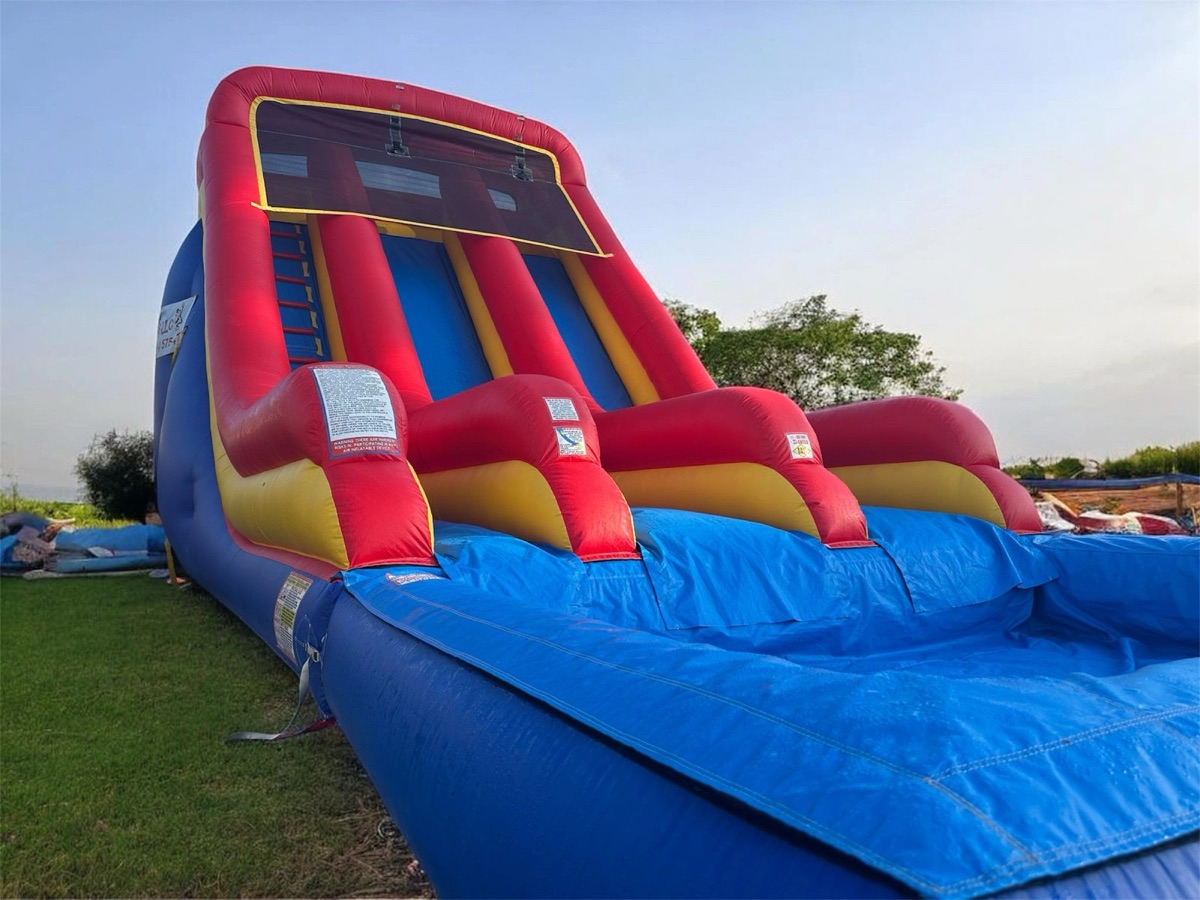 Blue, yellow and red double lane inflatable water slide with pool